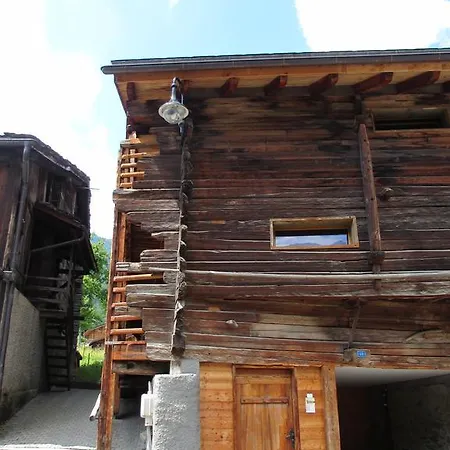 Chez Philippin Bruson, En Face De Verbier * Bruson